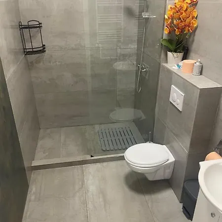 アパート Studio *